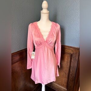 🆕 B DARLIN Pink long sleeve silky dress with lace detail